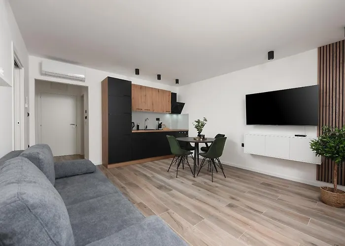 Aura Exclusive Apartment & Room