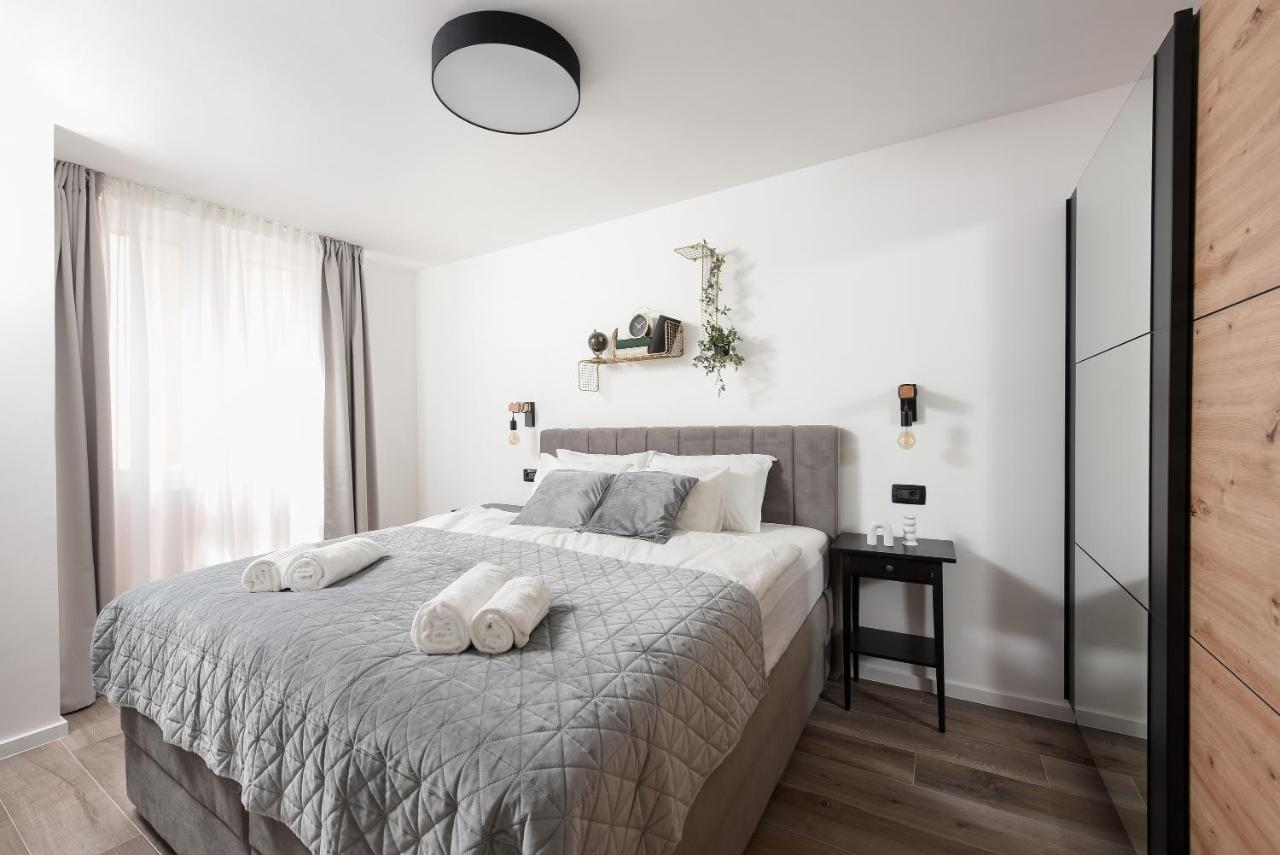 Apartment Aura Exclusive & *